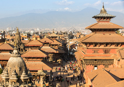 2013年12月5日在尼泊尔加德满都的帕坦杜巴广场景观它是加德满都的三个皇家城市之一图片