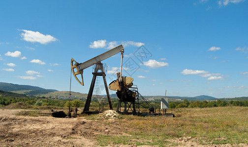油泵石油工业设备图片