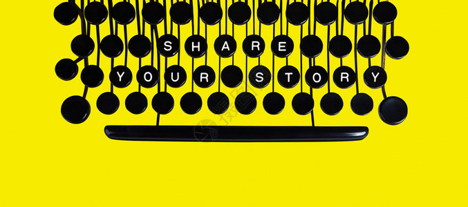 分享你的故事在黄色的图片