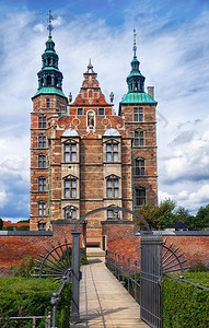 丹麦哥本哈根的罗森堡城它于1606年在克里斯蒂安四世统治期间以荷兰文艺复兴风格建造直到1710年左右图片