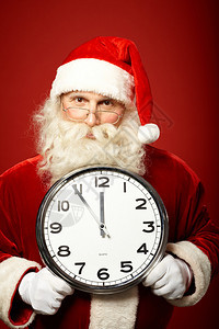 圣诞老人守着钟表警告5分钟后X图片