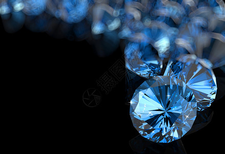 黑色背景上的蓝色钻石图片