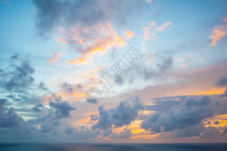泰国海上日落图片
