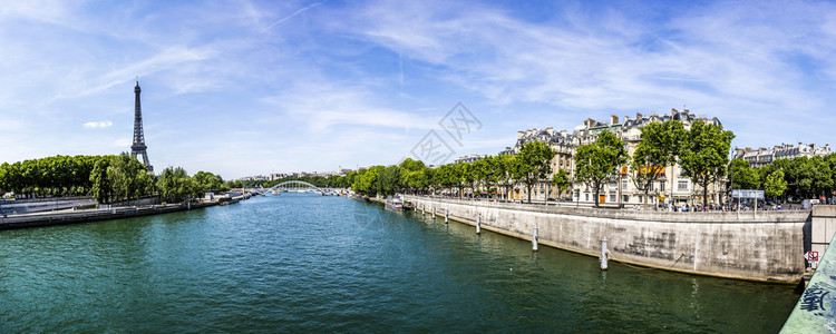 巴黎市景望着埃菲尔塔塞图片