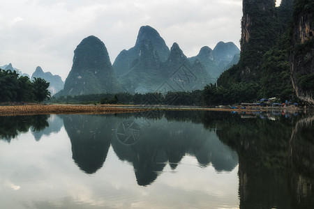 黎河的清晨景色图片