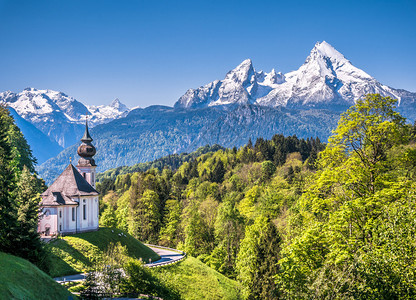 德国巴伐利亚州贝希特斯加登公园的巴伐利亚阿尔卑斯山美丽的山景图片