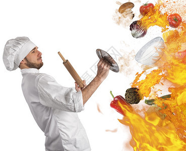 厨师被火焰和食物修复图片