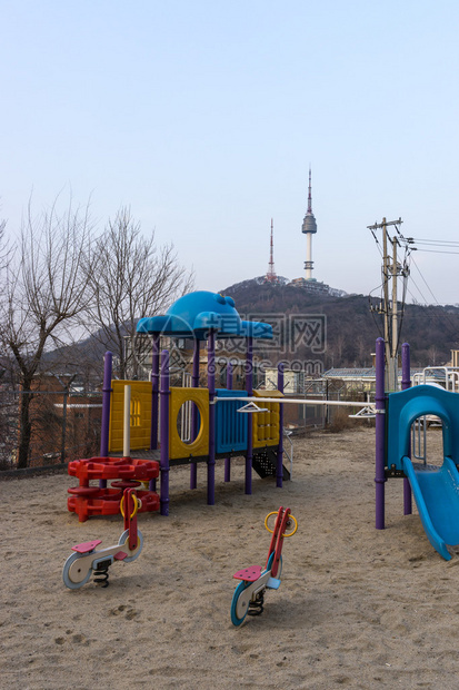 被带往韩国南部汉城的海邦川地区图片