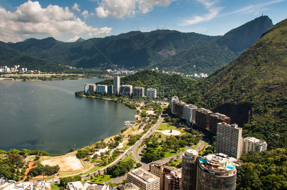 巴西里约热内卢罗德里戈德弗雷塔斯湖周围的住图片