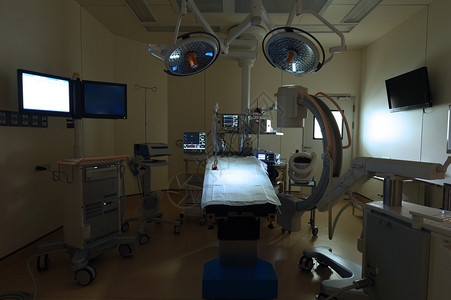 医院现代化手术室的设备和医疗设备及医图片