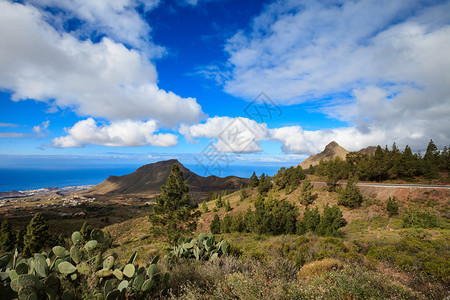 西班牙加那利州特纳里夫热带岛屿的山地景观图片