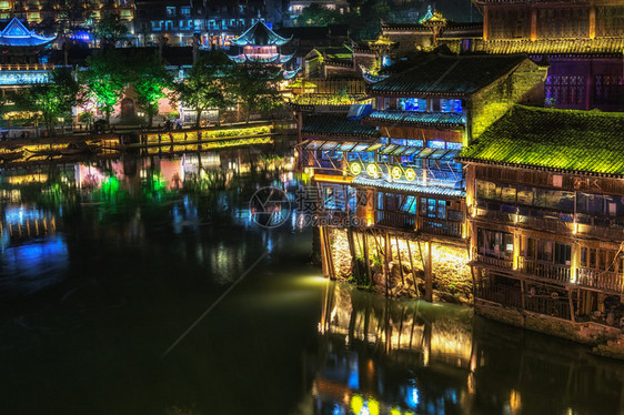Fenghuang凤凰古城夜视和河图片