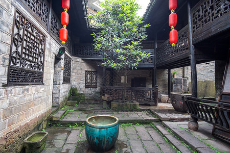 Fenghuang古城博物馆建筑和开阔的画廊一个有开放图片