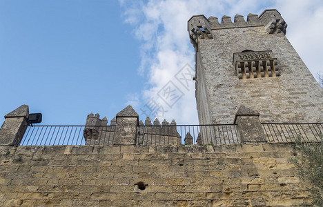 阿尔莫多瓦尔德尔里奥城堡西图片