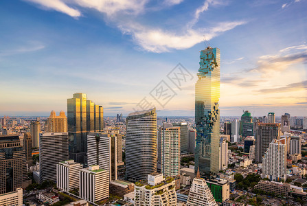 日落时曼谷市图片