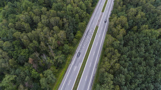 波兰索斯诺维茨繁忙道路的鸟瞰图图片