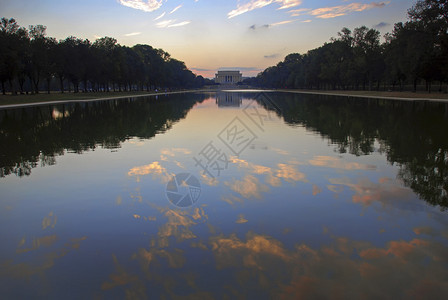 美利坚合众国华盛顿特区倒影池和林肯图片