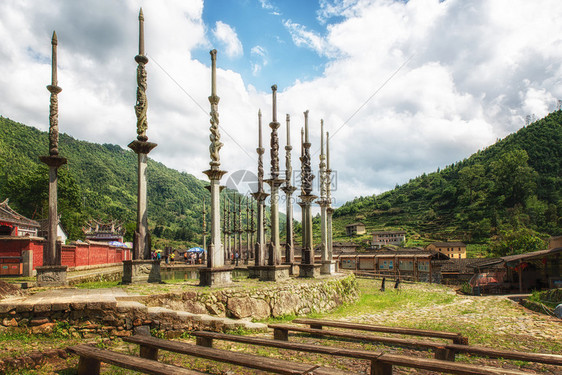 石龙柱塔下村福建图片