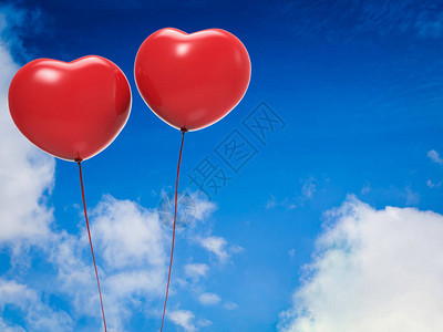 两个红色心形气球图片