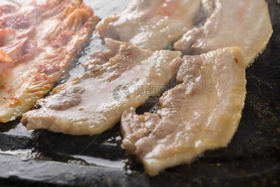 韩式烤猪肉料理图片