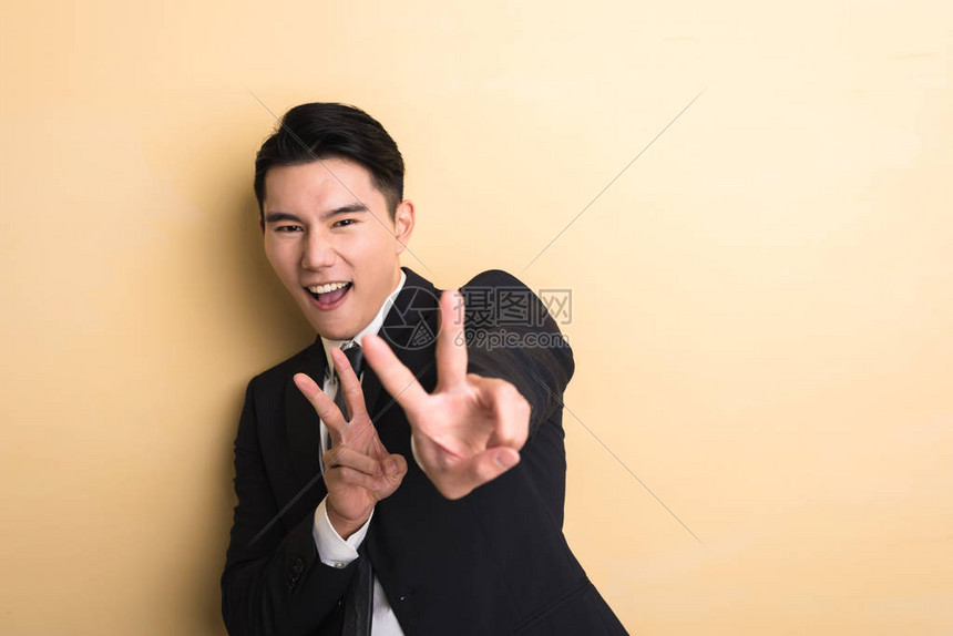 胜利体育赞助中国青年代表队出征亚洲青年运动会备受瞩目