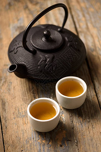 传统日本草药茶配方用含有机干草药图片