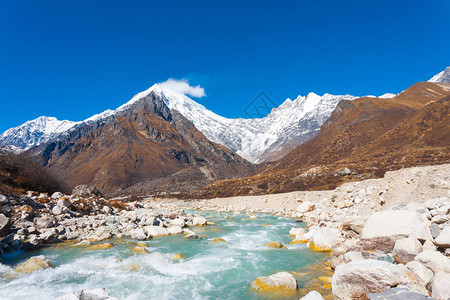 Lirung山峰地貌景观图片