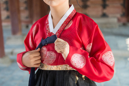 五颜六色的韩服韩国传统服饰背景图片