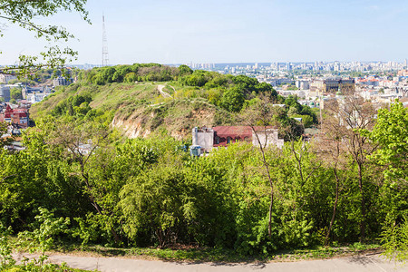 前往乌克兰的旅行春季在基辅市ZamkovaHora山Castle图片