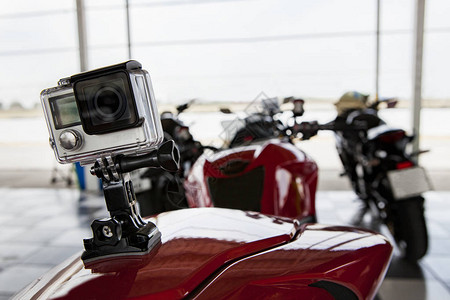 摩托车上相机摄背景图片