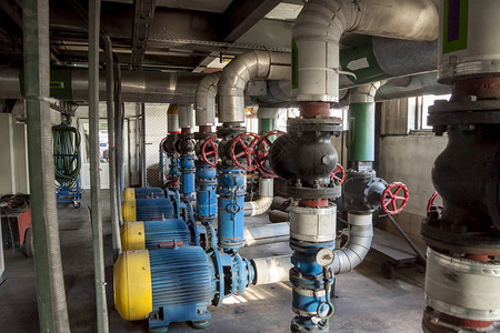 蓝色工业水泵图片