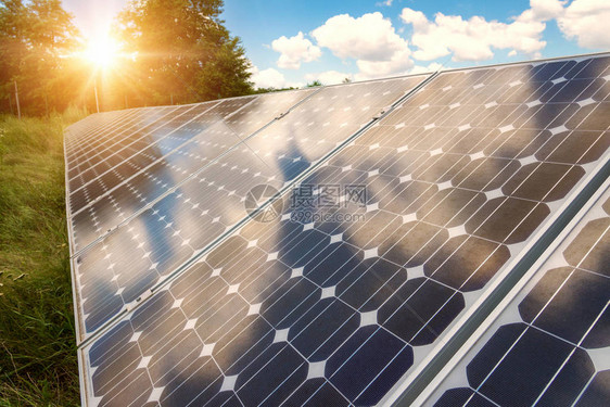 太阳能电池板光伏替代电源选择聚图片