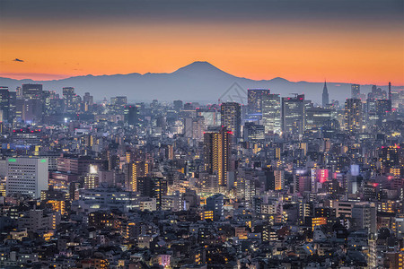 东京夜景与富士山图片