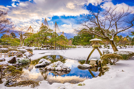 金泽石川日本冬季花园图片