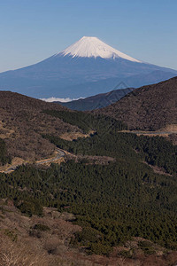 静冈县伊豆市冬季高山富士山景观图片