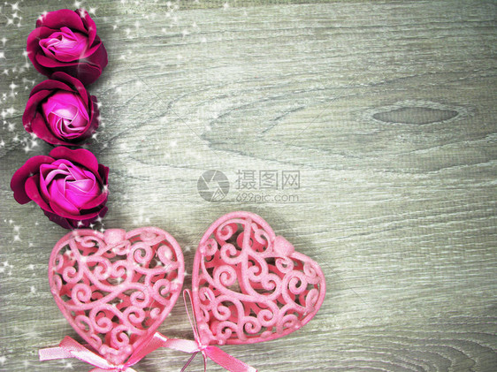 贺卡爱情人节有红心和玫瑰花图片