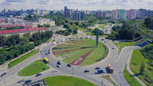 以圆周运动的道路的顶视图夹子城市圆周图片