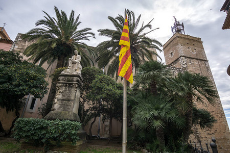 西班牙Sitgets教堂和Santat图片