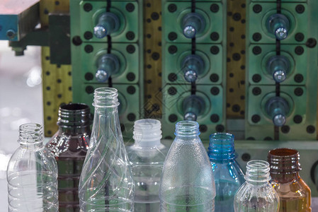 各种具有注射模具背景的塑料瓶产品类型图片