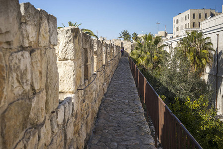 环绕以色列耶路撒冷老城的隔离墙图片