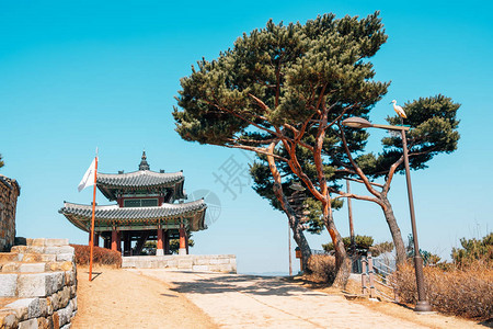 朝鲜苏原韩国传统建筑HwasteongFortressSeoj图片
