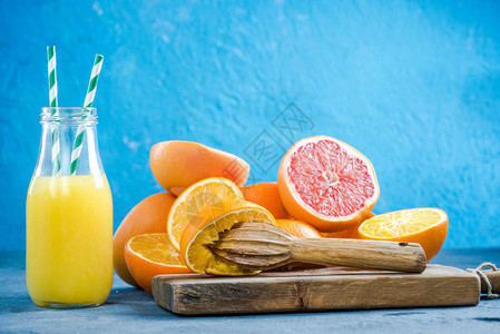 自制健康新鲜柑橘汁图片