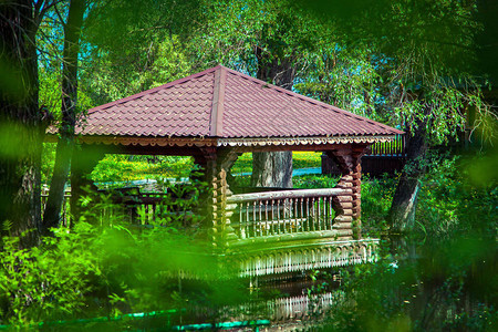 湖夏日风景水上的房子阳图片