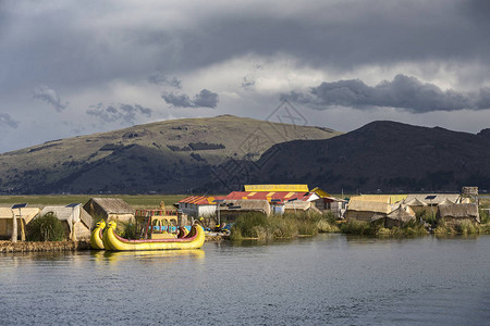 Uros浮岛的喀湖秘鲁图片