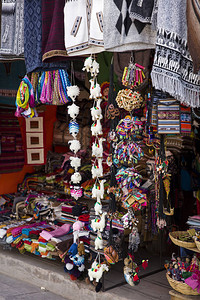 玻利维亚科帕卡巴纳街头市场传统手工艺产品Copac图片