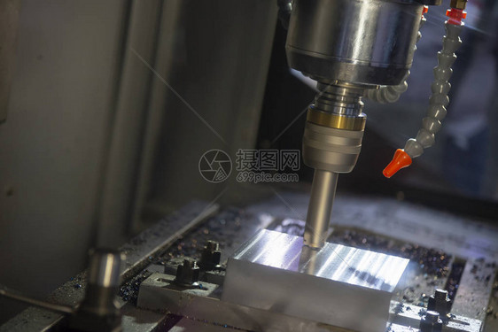 CNC碾磨机用可平方指数工具切割金属注射模具部分图片