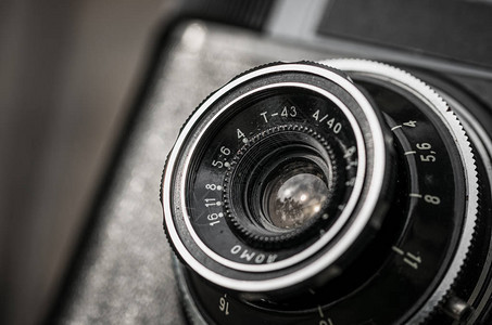 旧胶卷相机的玻璃光学图片