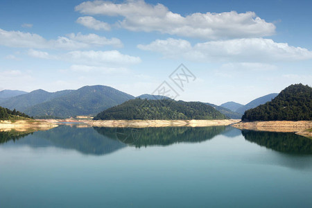 Tara山西塞尔维亚地貌夏季塔拉山的Za图片