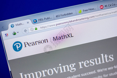 PearsonMyLabAndMastering网站主页在PC显示器上图片