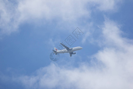 B8972号航空客车A320200号东航图片